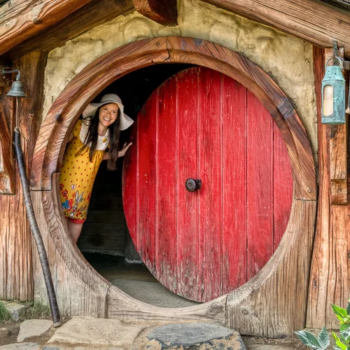 Hobbiton Movie Set